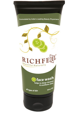 Richfeel-Cucumber-Face-Wash