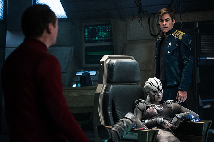 Star-Trek-Beyond-(5)