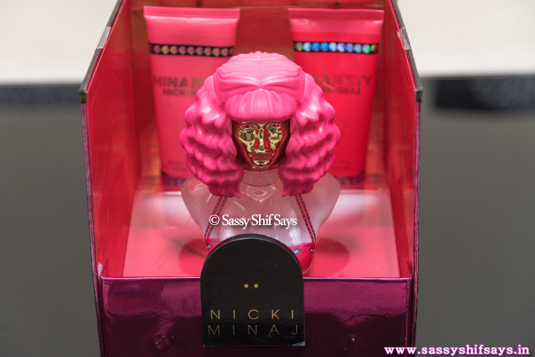 nicki-minaj-minajesty-3